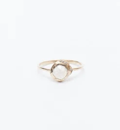 Mini Cove Moonstone Ring