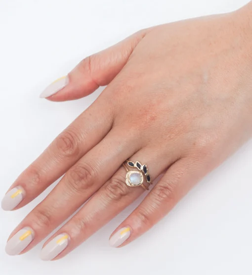 Mini Cove Moonstone Ring