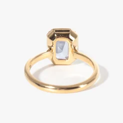 2.77 ct Emerald-cut Sapphire Tableau Ring