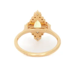 0.83 ct Green Sapphire Marie Ring