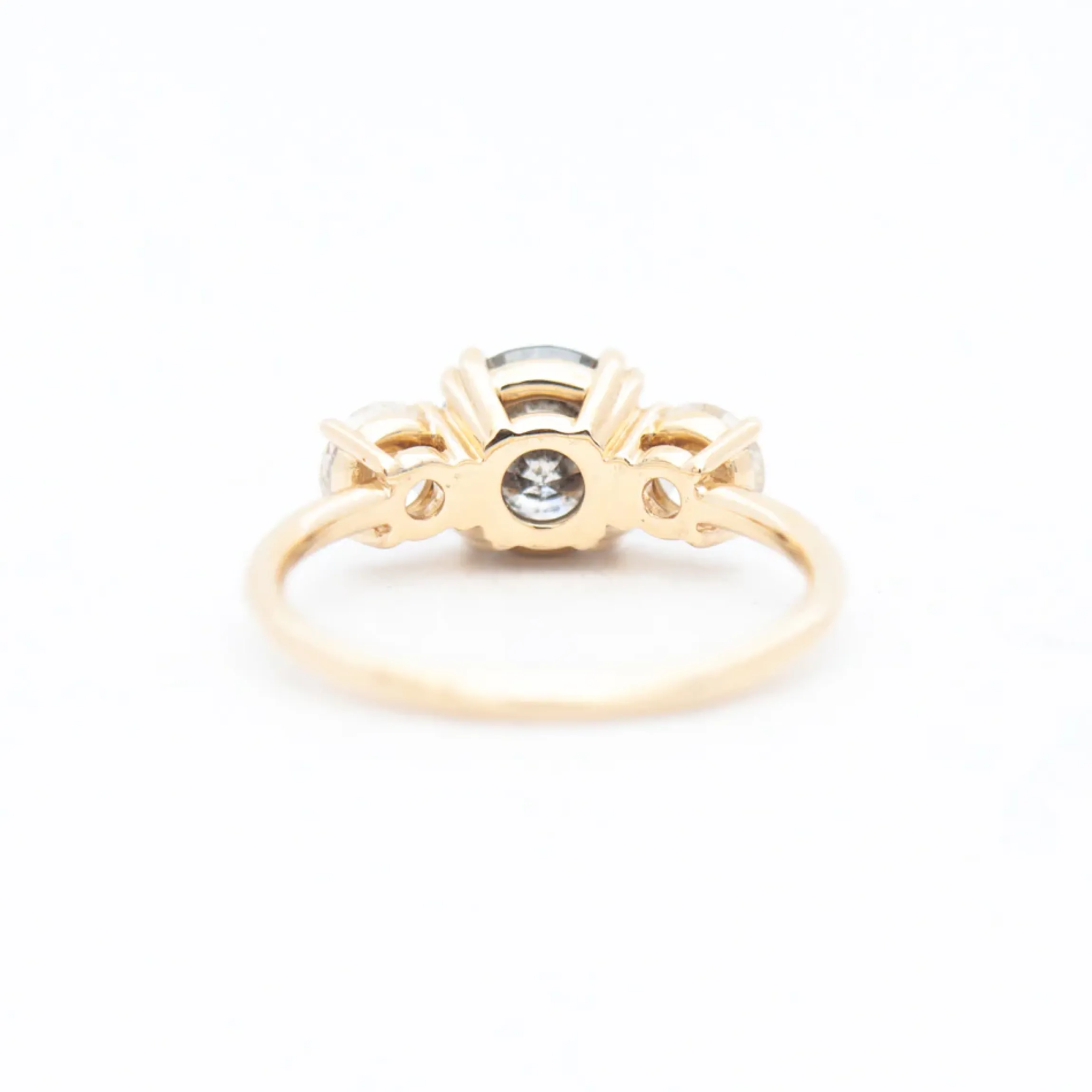 1.50 ct Grey Diamond Eleonore Three-Stone Ring