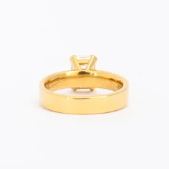 1.57 ct Lab-Grown Emerald Cut Diamond Temple Ring