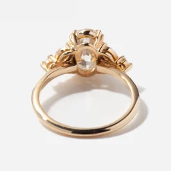 2.14 ct Lab-Grown Oval Diamond Goldie Ring