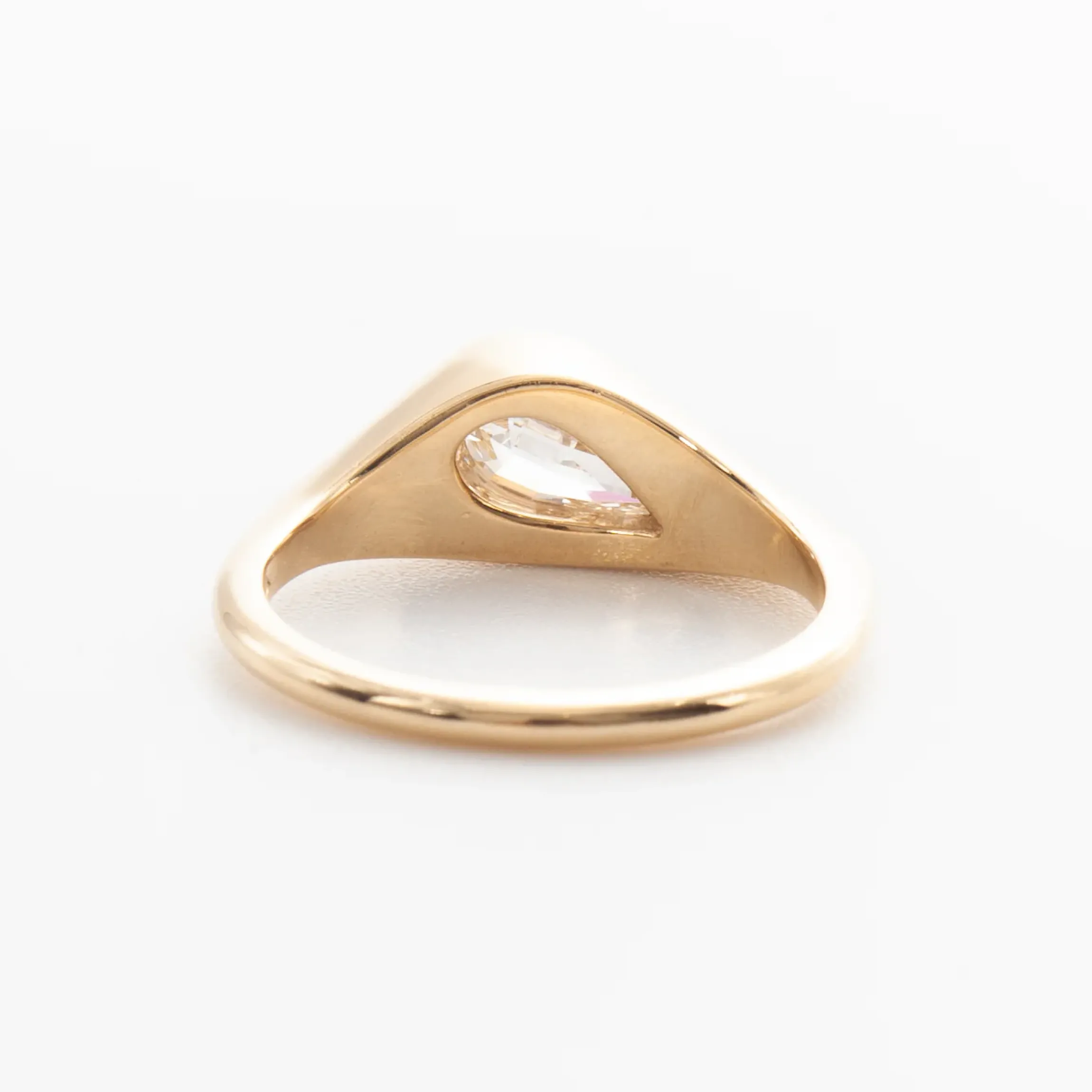 1.05 ct Lab-Grown Step-cut Pear Diamond Elation Signet Ring