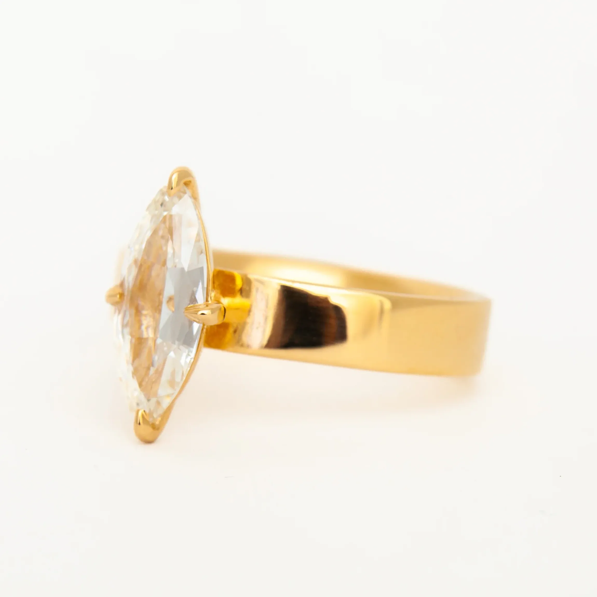 1.13 ct Marquise Diamond Temple Ring