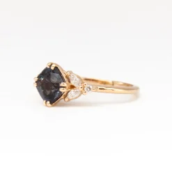 1.85 ct Purple-Grey Cushion Spinel Goldie Ring