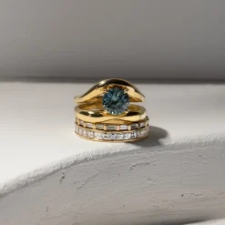 1.57 ct Round Montana Sapphire Piscine Ring