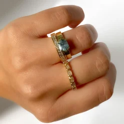 1.33 ct Silver Hexagon Montana Sapphire Half-Bezel Temple Ring