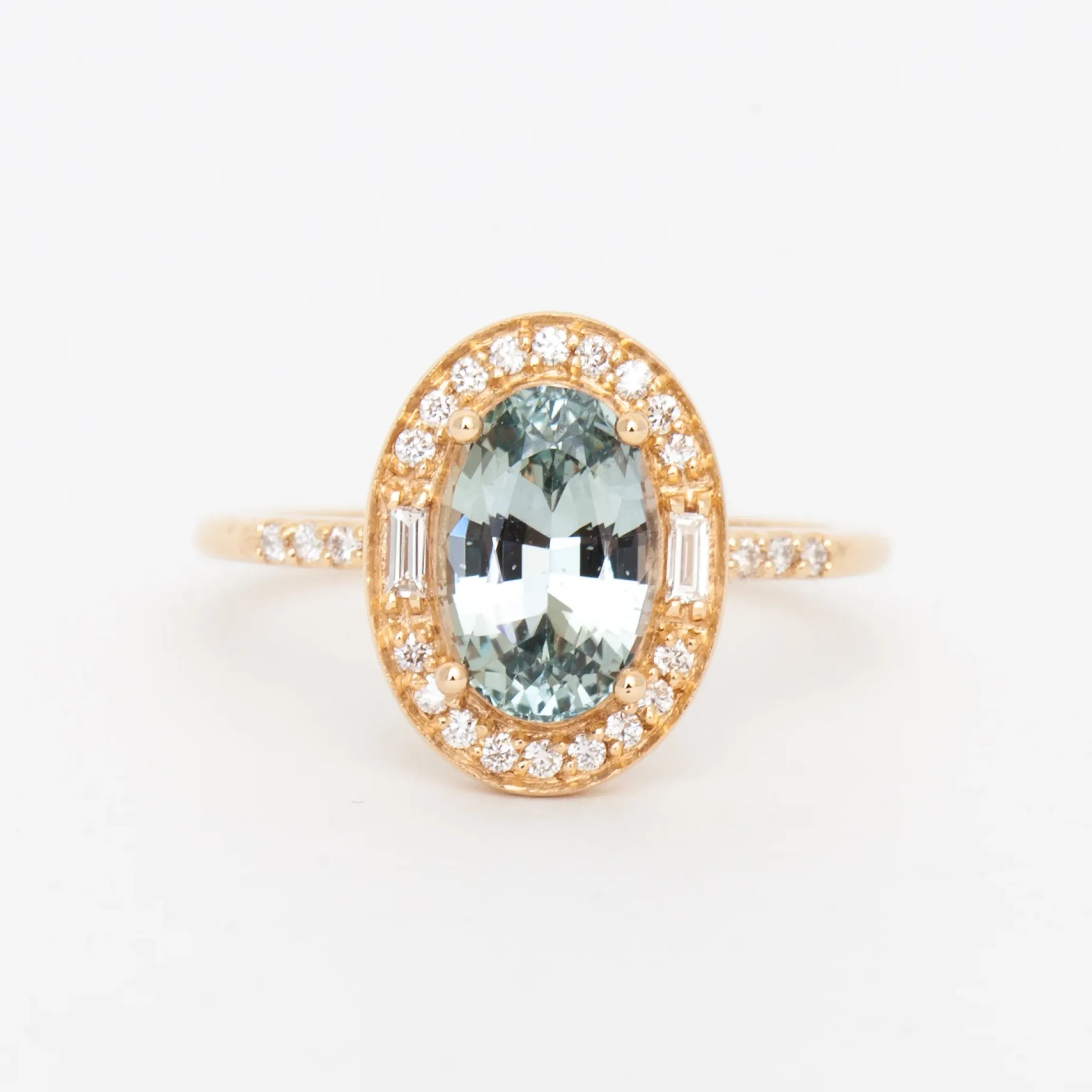 2.21 ct Silver-Grey Sapphire Athena Ring