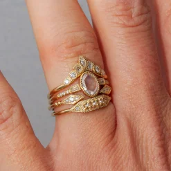 3 Pearl Mini Deco Point Ring