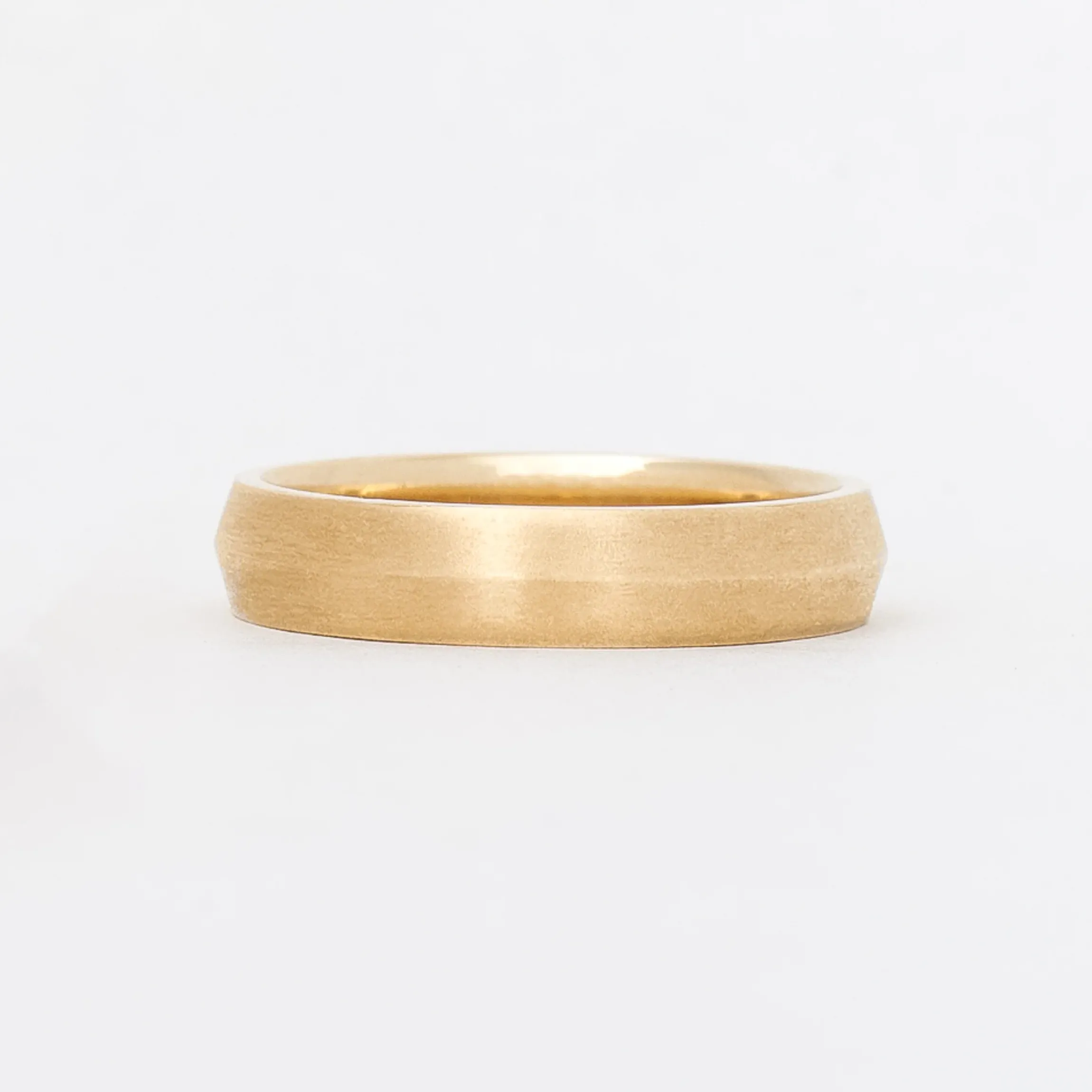 Arrow 4mm Matte Band