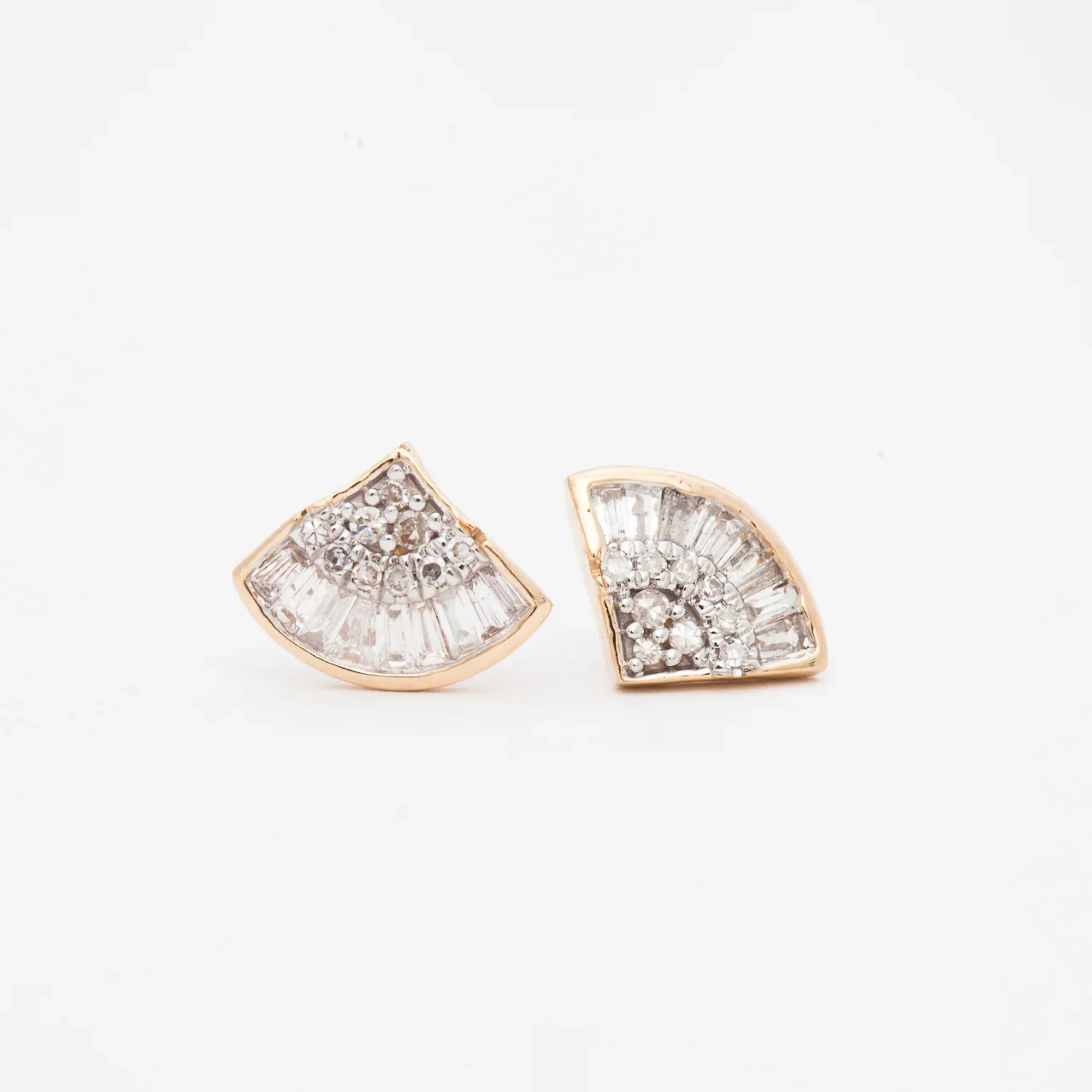 Deco Baguette Fan Studs