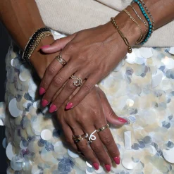 Diamond on Soft Small Puffed Mariner Chain Ring