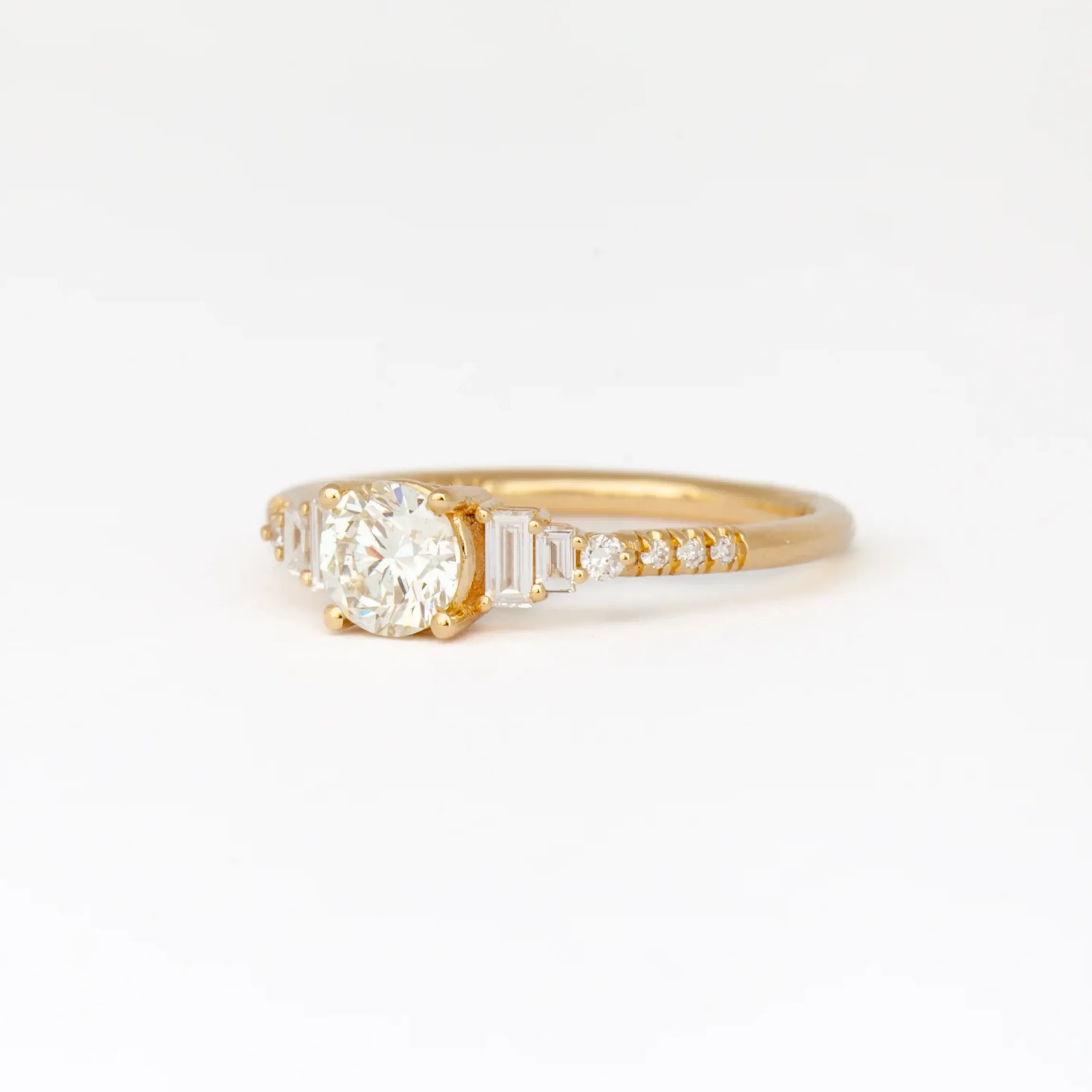 Diamond Scherzo Ring
