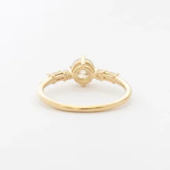 Diamond Solitaire Etude Ring