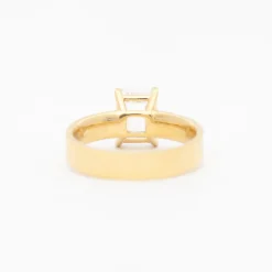 Emerald Cut Four-Prong Temple Solitaire