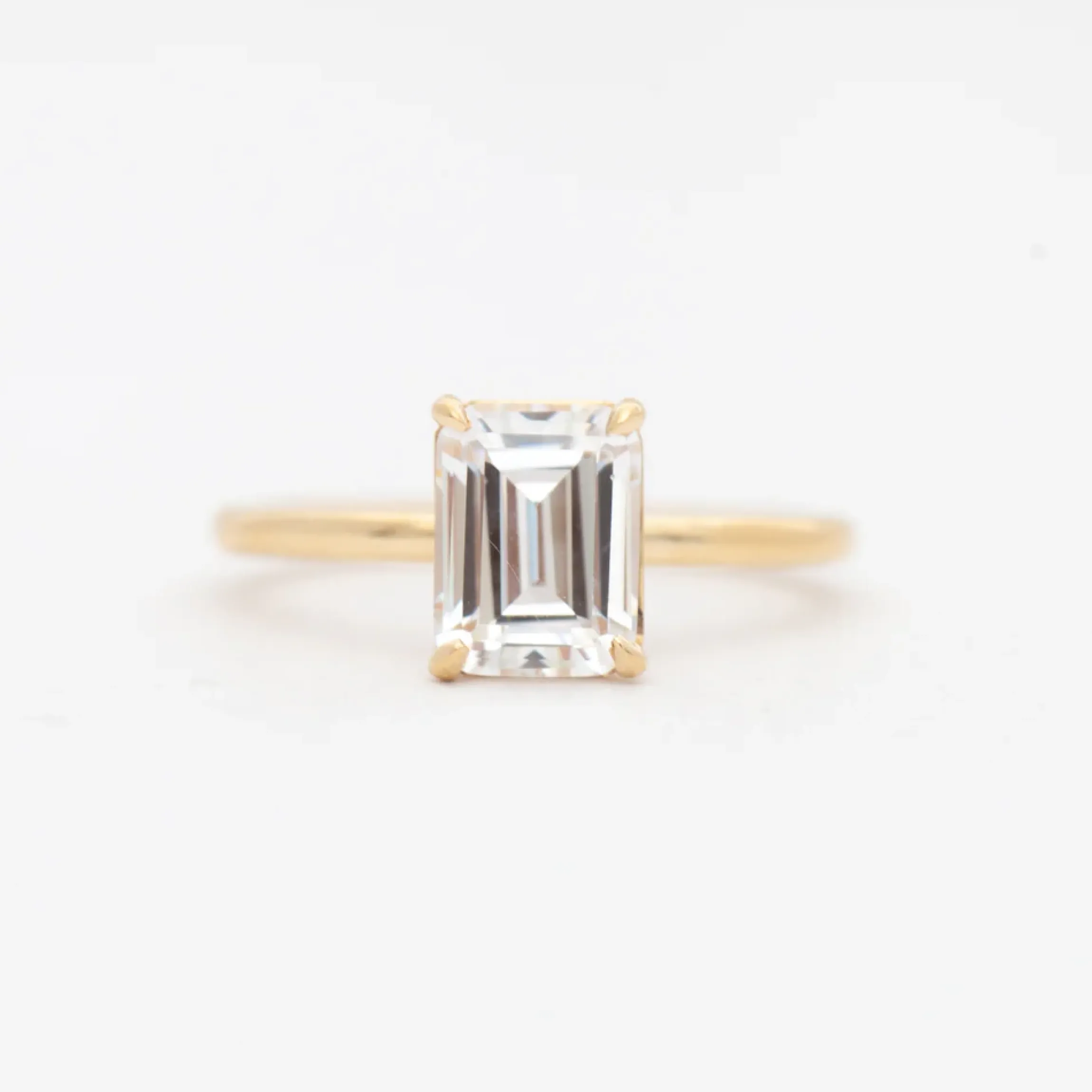 Emerald-Cut Coursière Solitaire