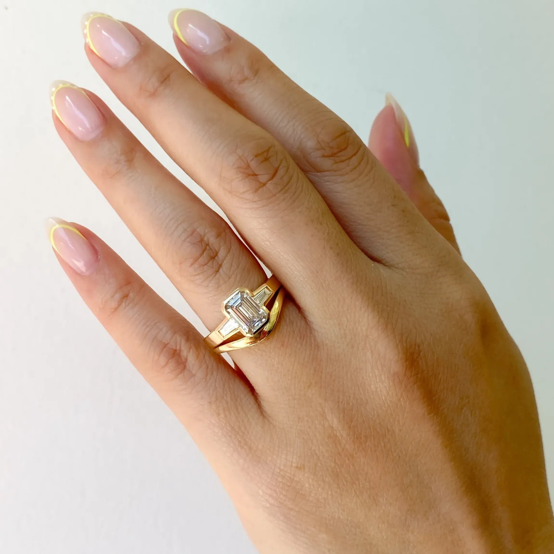 Emerald-cut Ponte Three-Stone Ring