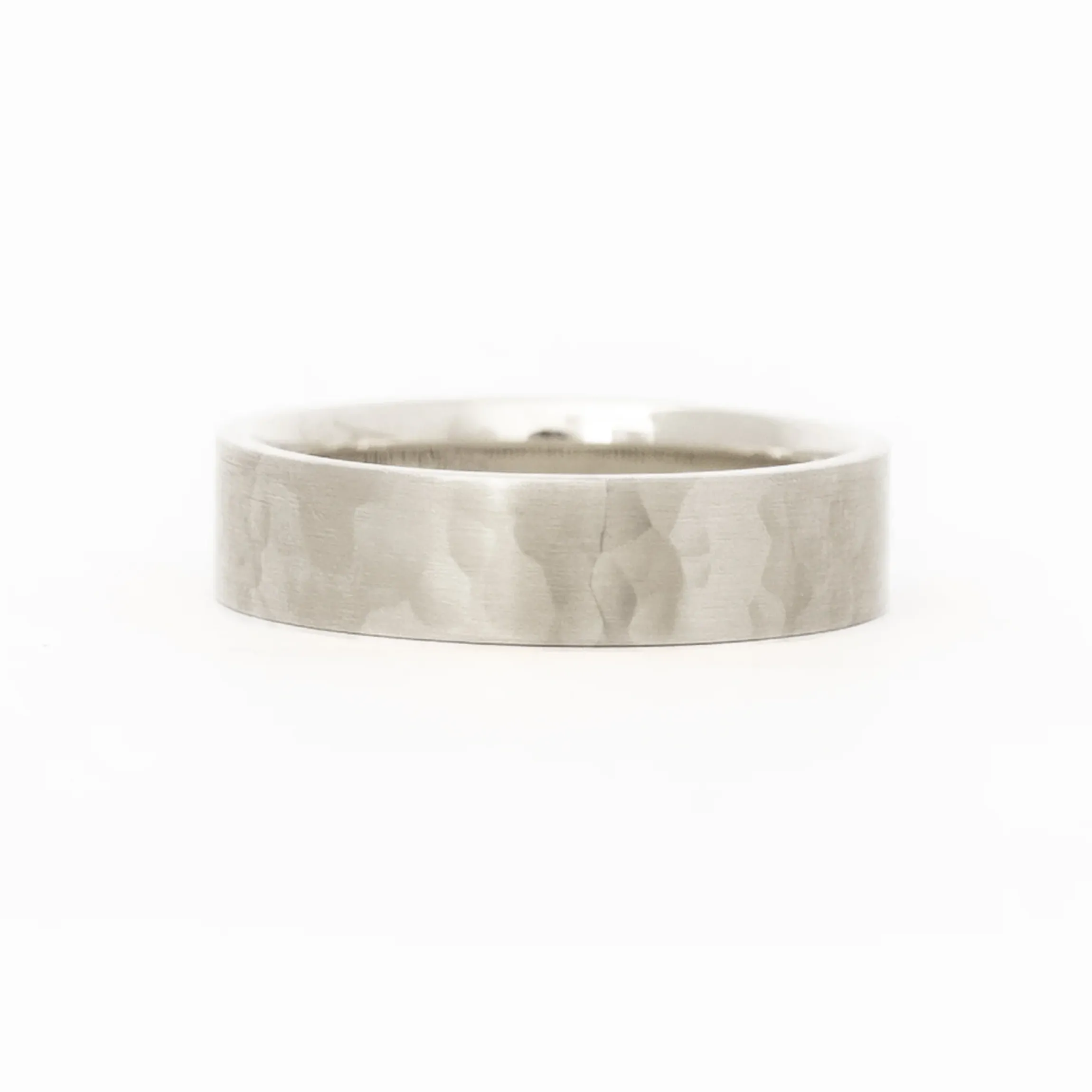Finn 6mm Hammered Band