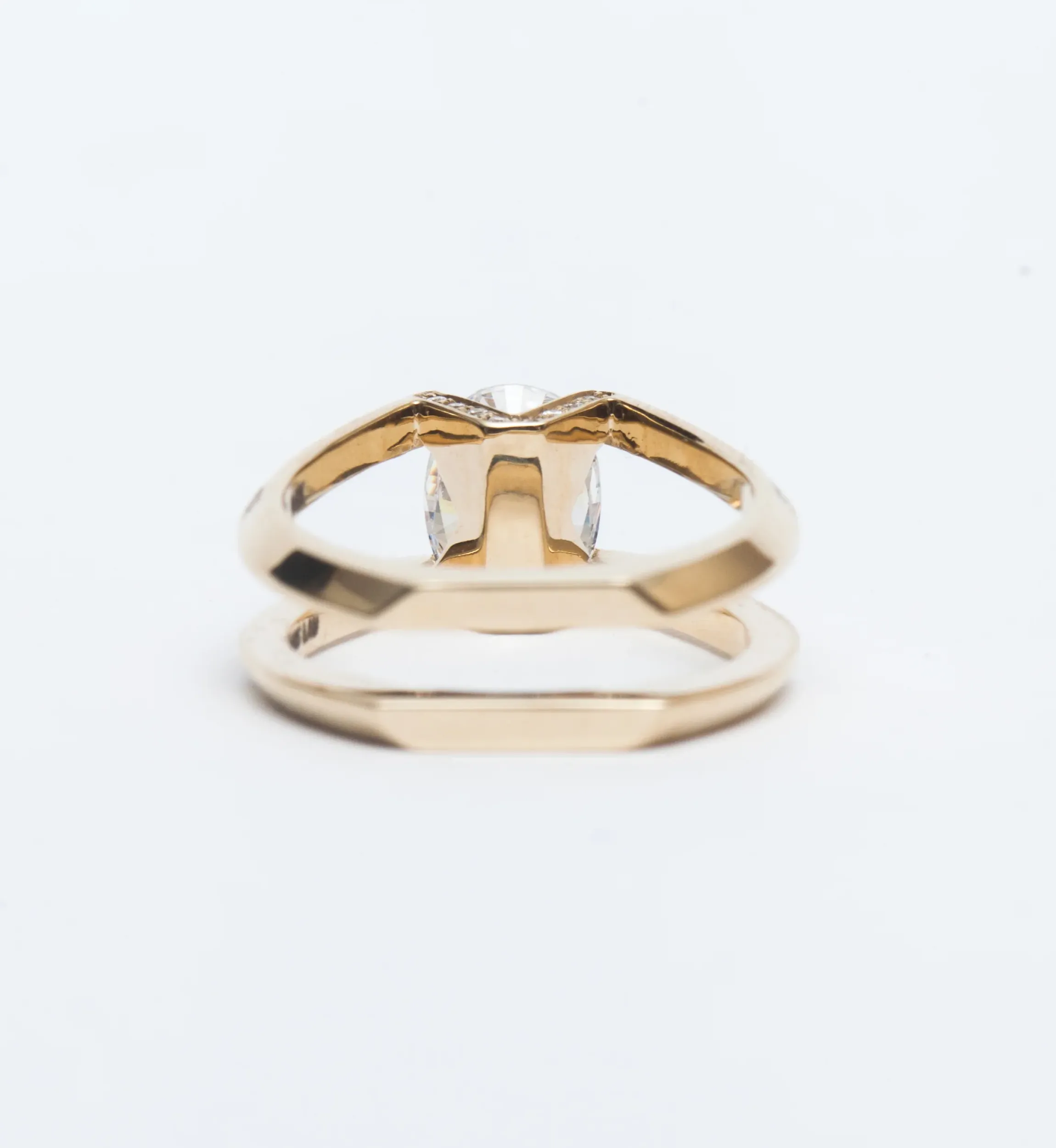 Futurist Ring