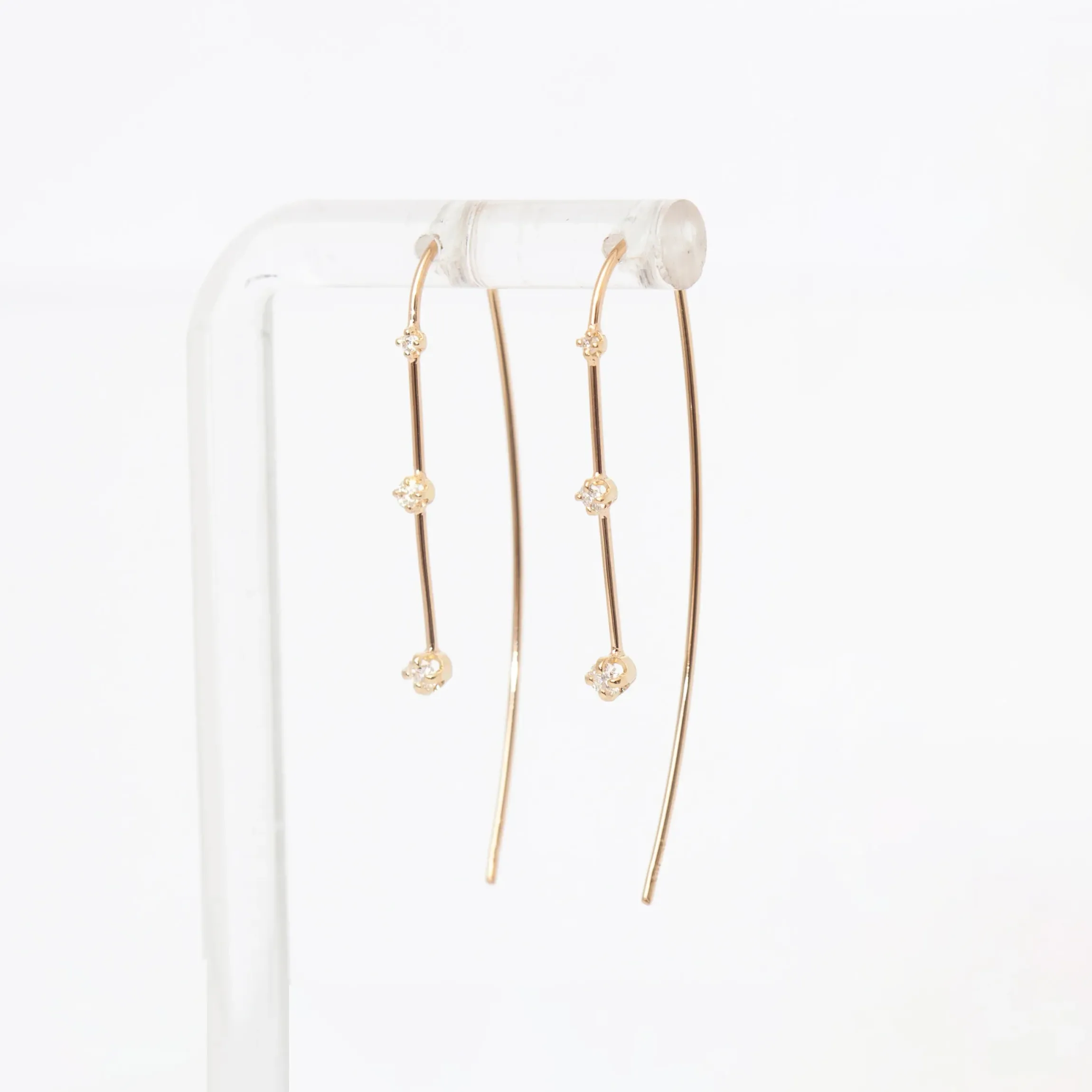 Graduated Three Prong Diamond Wire Earrings