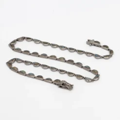 Labradorite Small Scallop Riviere Necklace