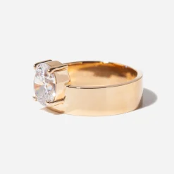 Large Vertical Oval Monolith Ring