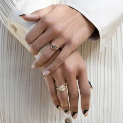 Mirrored Cluster Ring with Asscher Cut Diamond