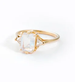Moonstone Bea Ring