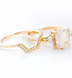 Moonstone Bea Ring