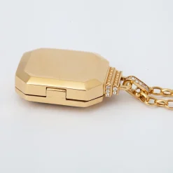 Onyx Le Stelle Locket