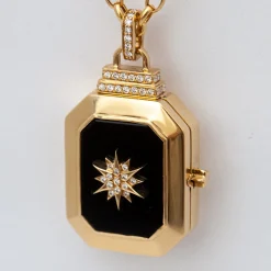 Onyx Le Stelle Locket