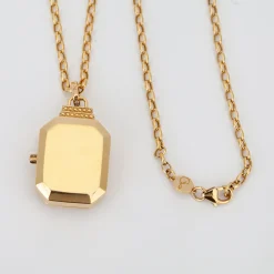 Onyx Le Stelle Locket