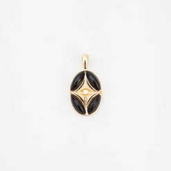 Onyx Perrine Amulet