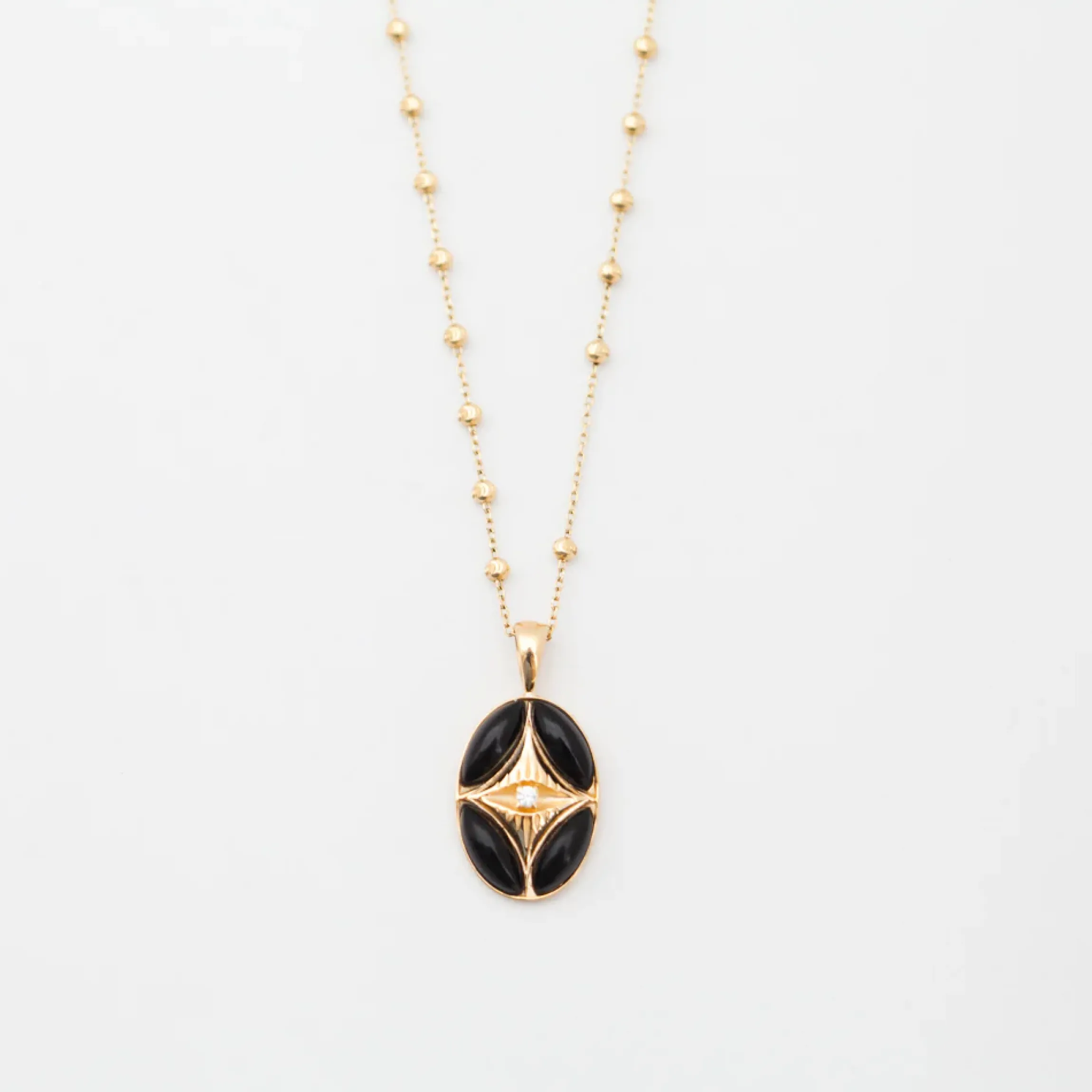 Onyx Perrine Amulet