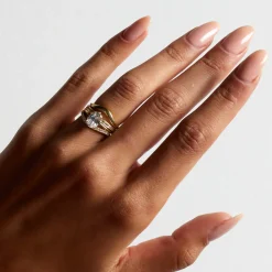 Oval Vault Five-Prong Solitaire