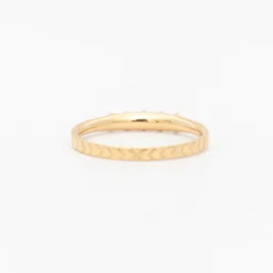 Pattern Wedding Band with Carré Diamonds