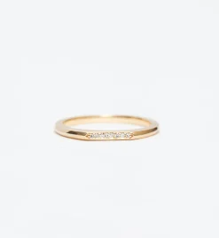 Pavé Minimalist Band