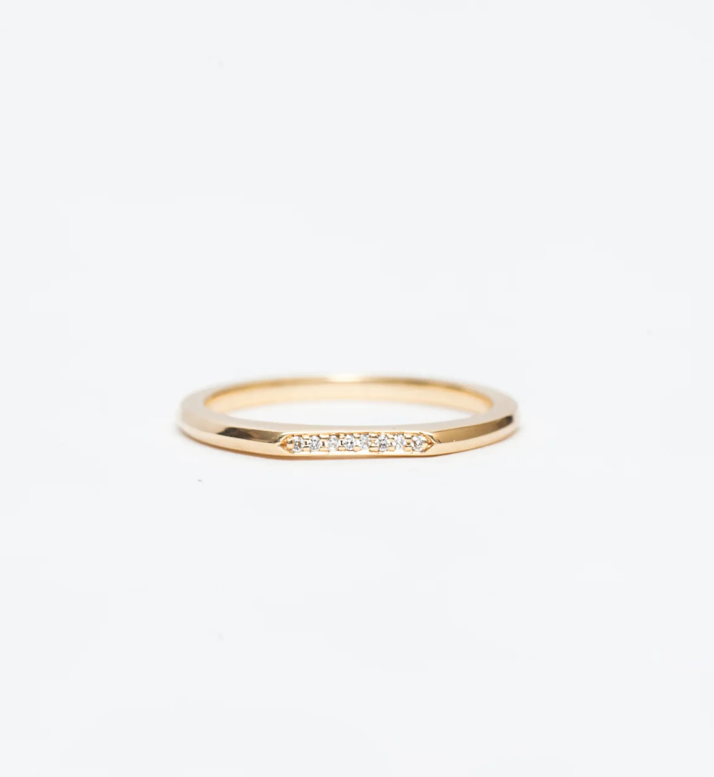 Pavé Minimalist Band