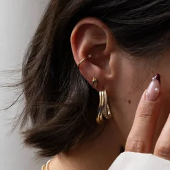 Prong Diamond Thick Ear Cuff