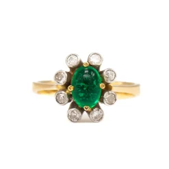 Retro Emerald Cabochon & Diamond Cluster Ring