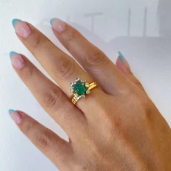 Retro Emerald Cabochon & Diamond Cluster Ring