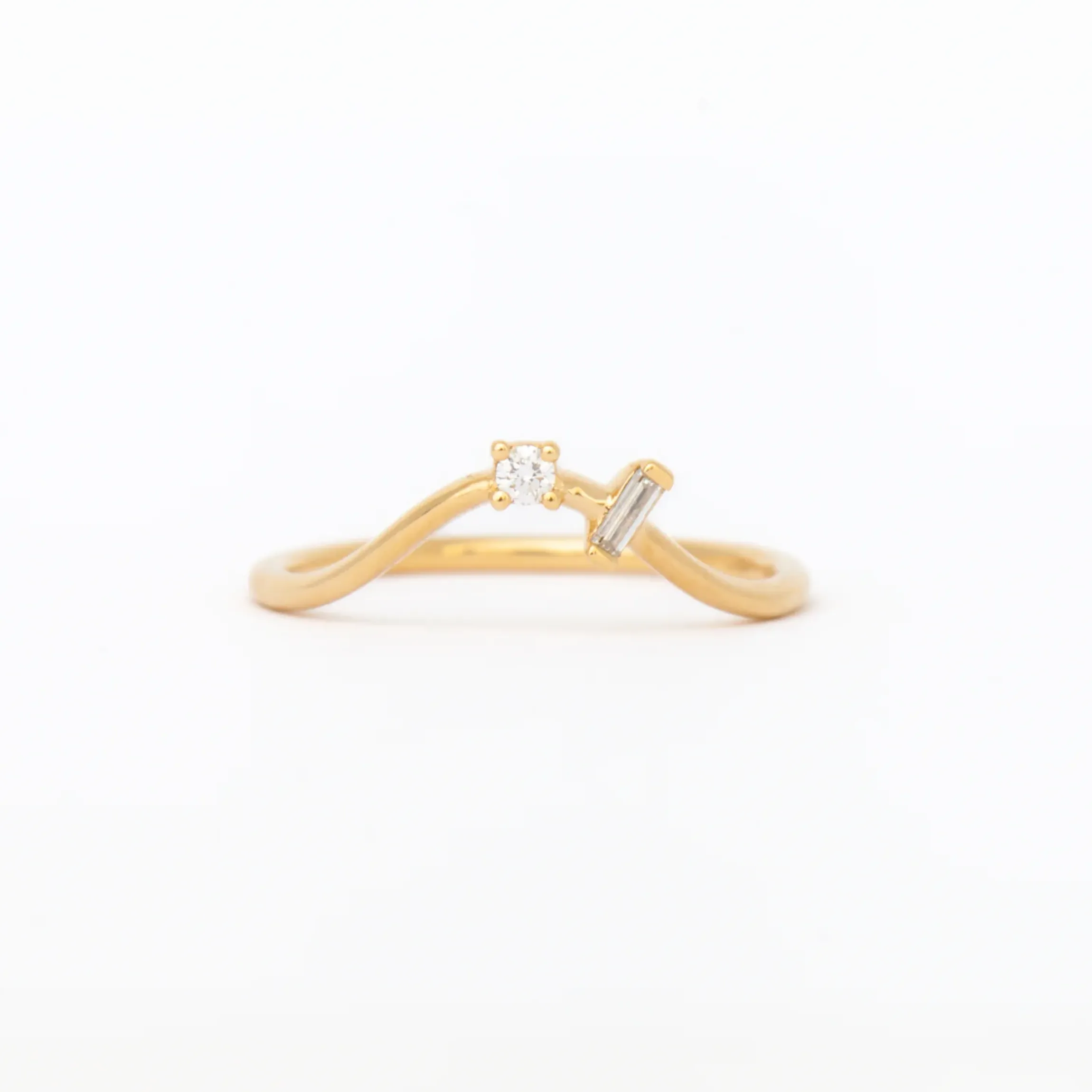 Round & Baguette Curved Wedding Band