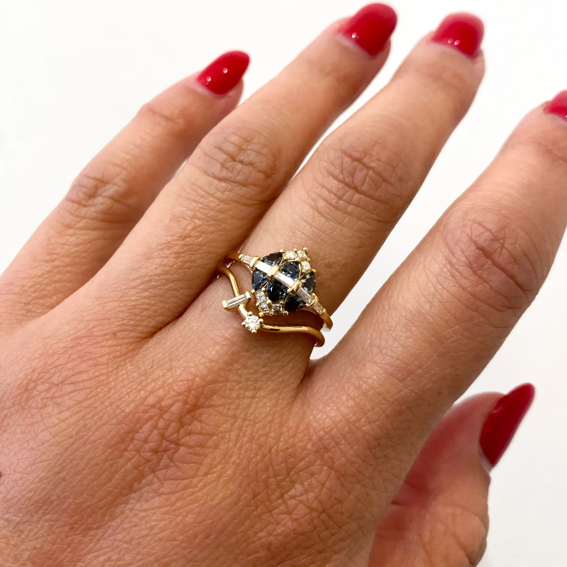 Round & Baguette Curved Wedding Band