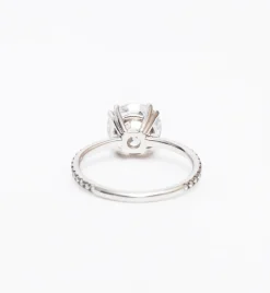 Round Eleonore Delicate Pavé Ring