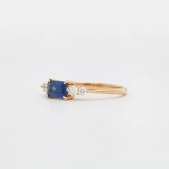Sapphire Five Stone Bea Ring
