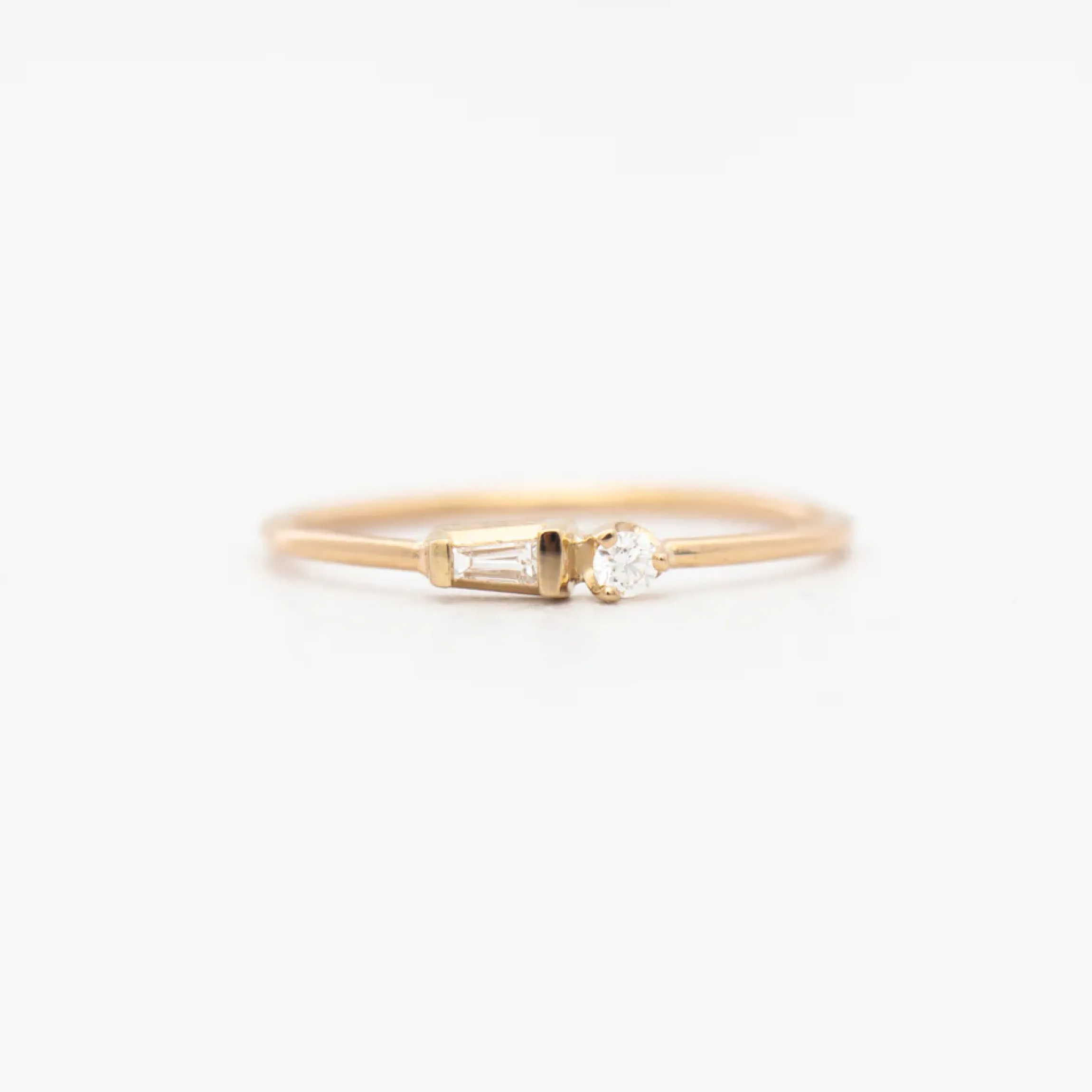 Tapered Baguette and Prong Diamond Ring