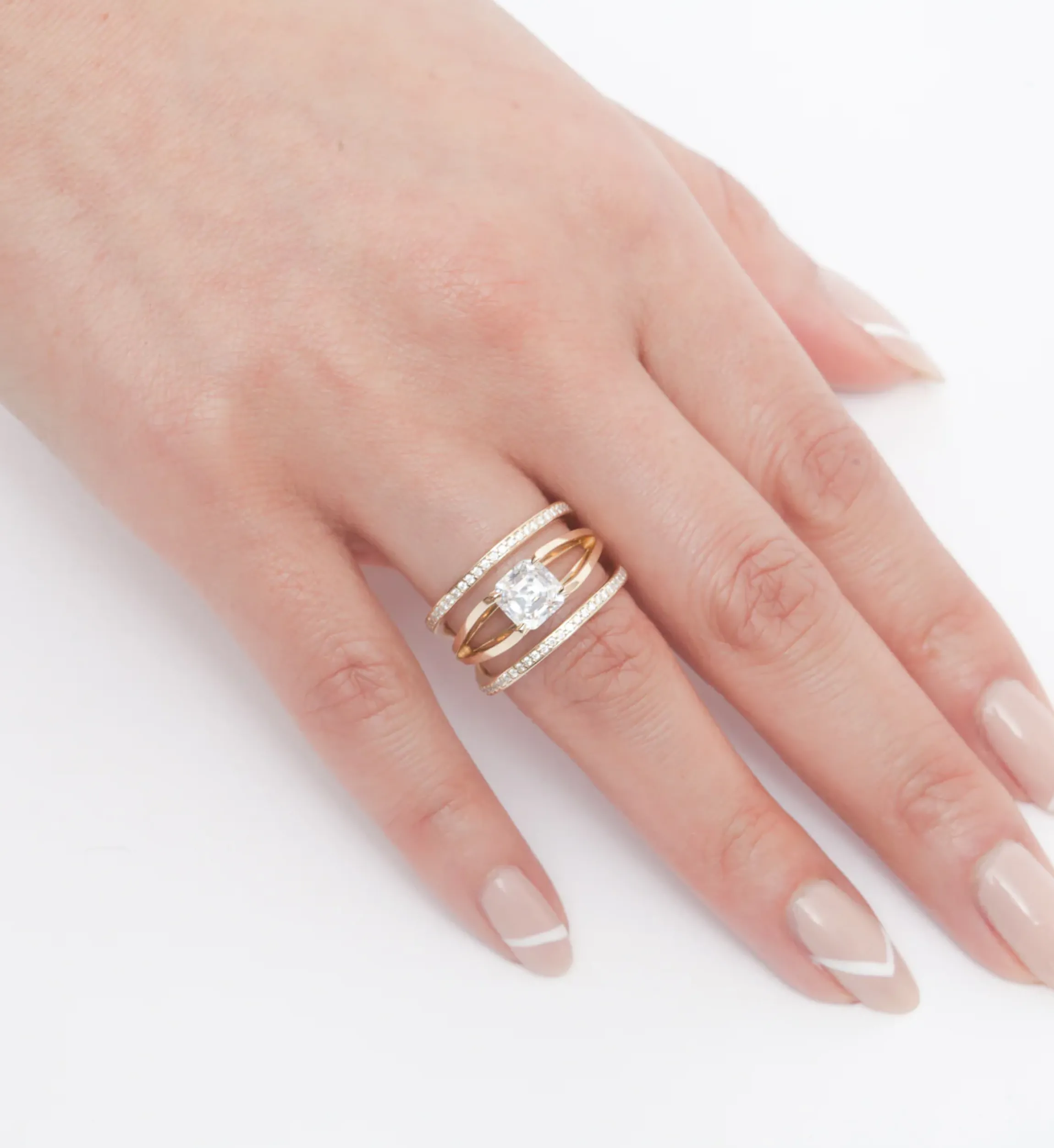 White Diamond Acute Enclose Ring, GOLD, 6