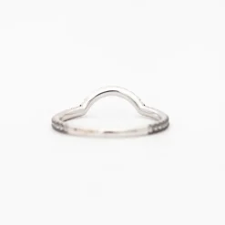 White Diamond Eleonore Pavé Scallop Band