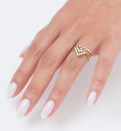 White Diamond Petite Chevron Band